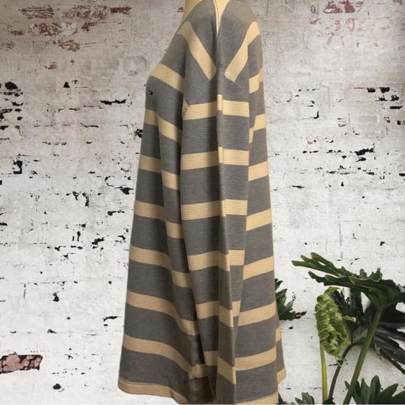 SOLD! TOMMY HILFIGER,Lt. blue& cream stripe,100%cotton waffle knit,crew neck - Picture 2 of 9
